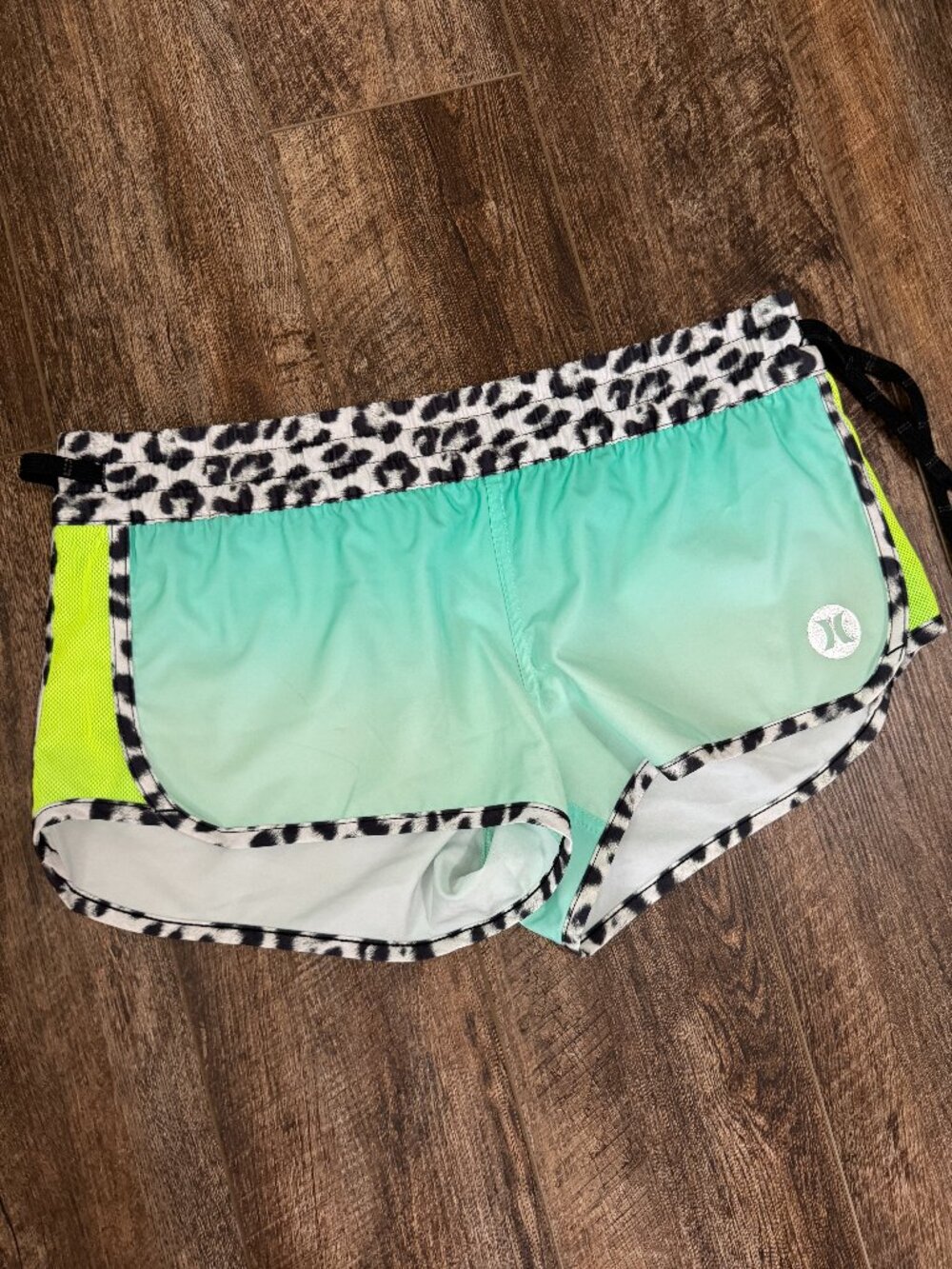 Hurley Phantom Mint Green Leopard Trim Board Shorts Swim Size M